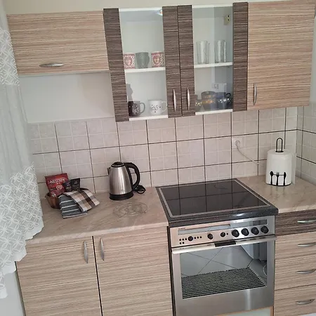 Veronika Apartment